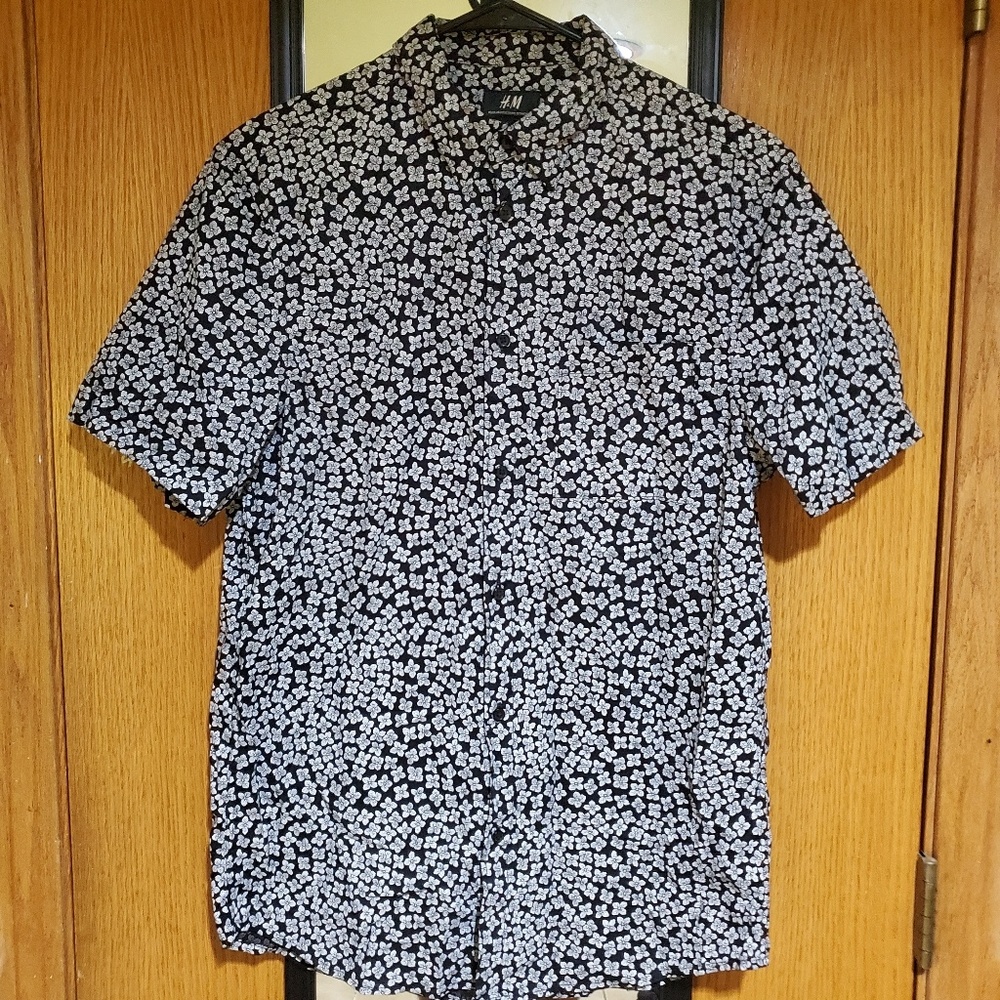 H&M Button Up Short Sleeve